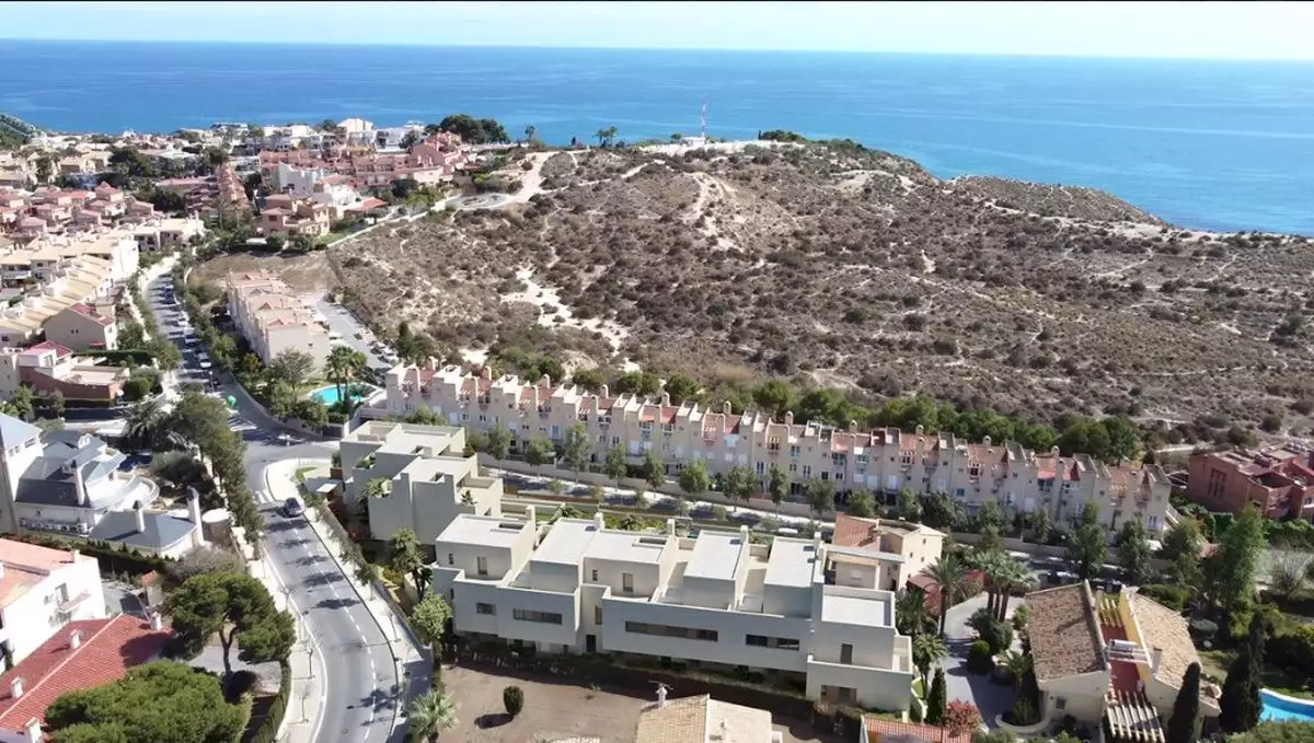 Townhouse 207m² in Spain, Alicante. Priced at 1330000€ rent photo-11