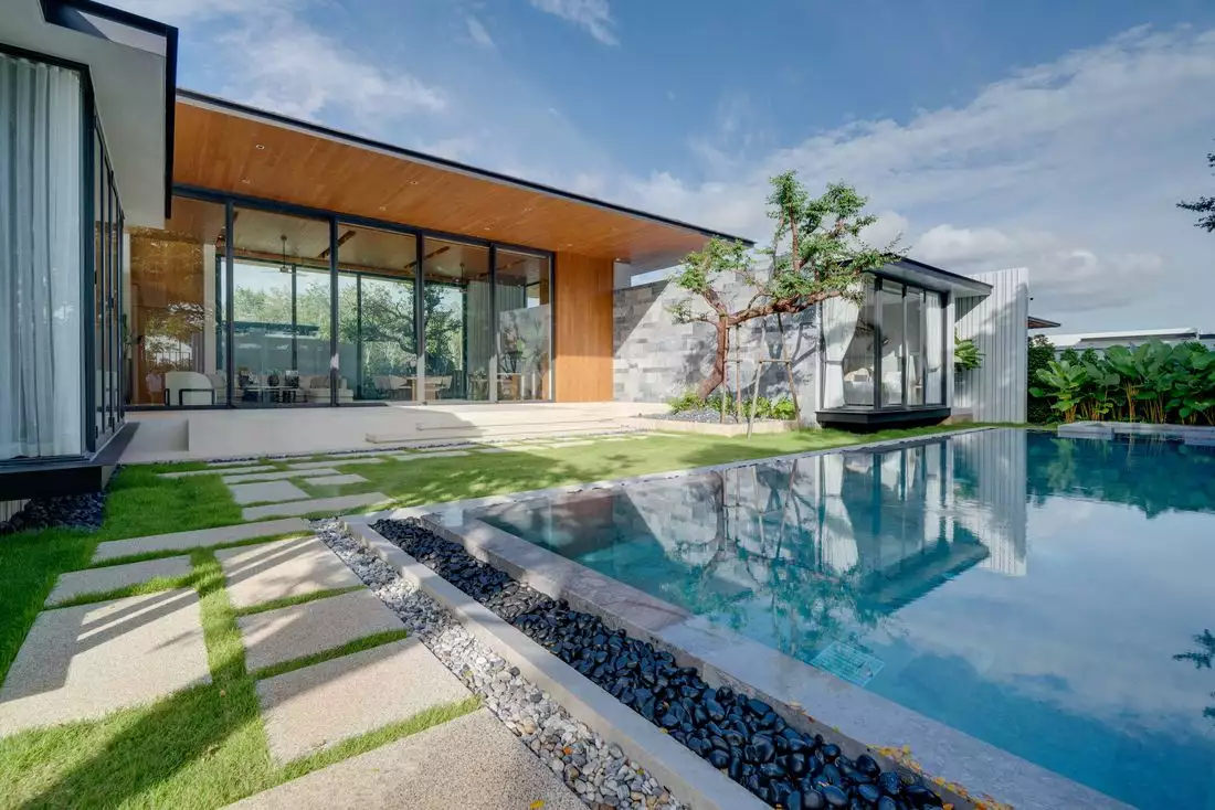 Villa 430m² in Thailand, Phuket. Priced at 1413200€ rent photo-7