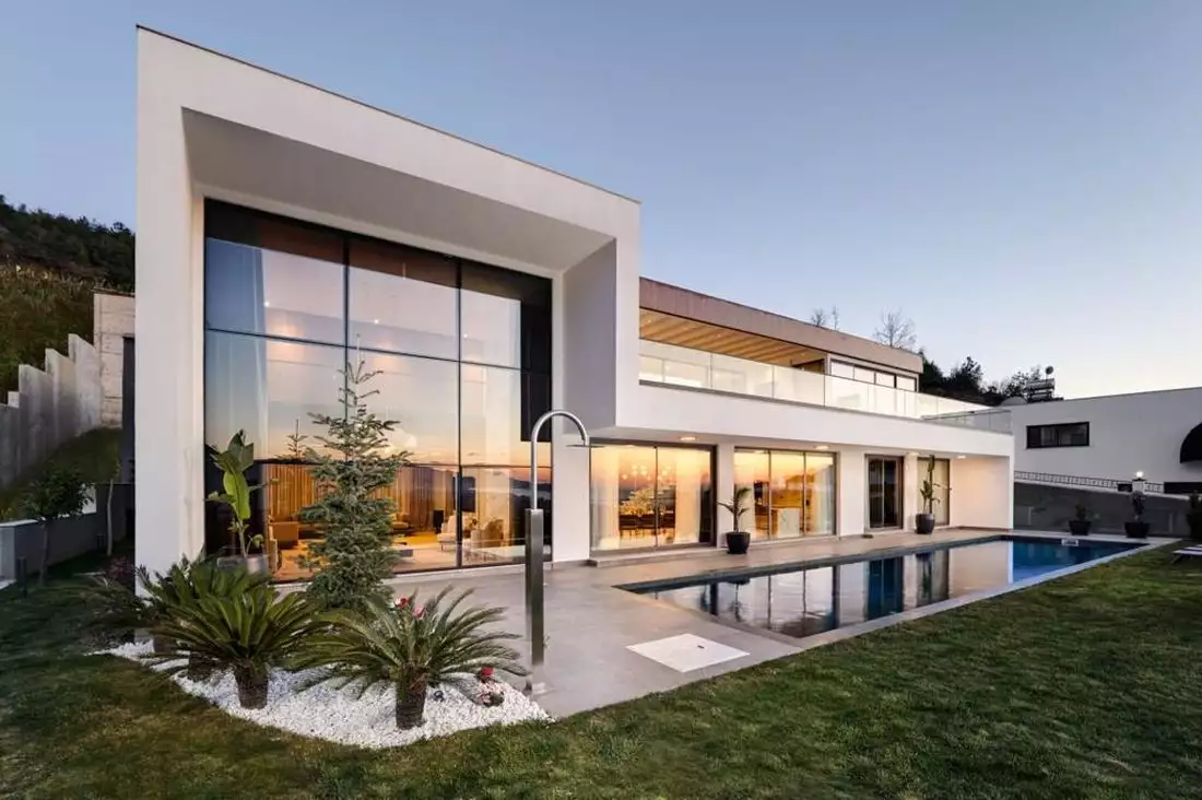 Villa 616m² in Turkey, Kargicak. Priced at 2450000€ rent photo-1