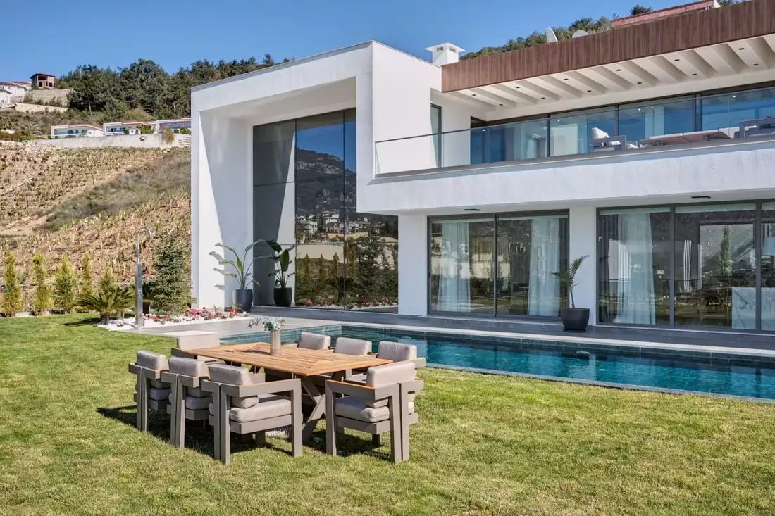 Villa 616m² in Turkey, Kargicak. Priced at 2450000€ rent photo-14