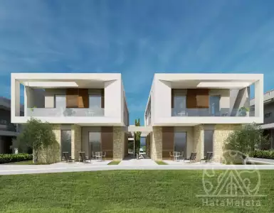 Buy in Cyprus for 273893€