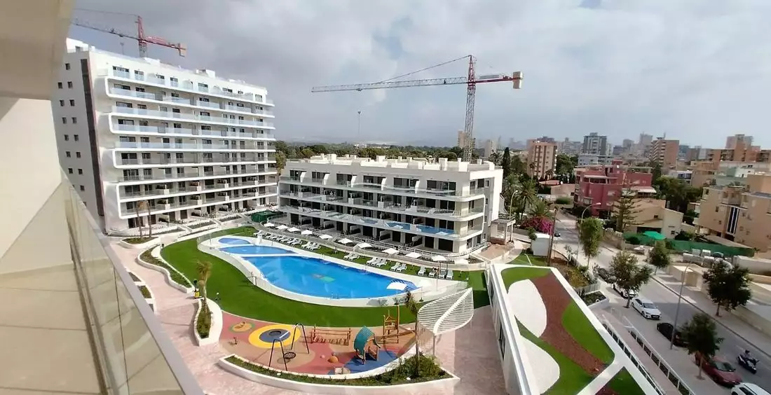 Flat 90m² in Spain, Alicante. Priced at 450000€ rent photo-3