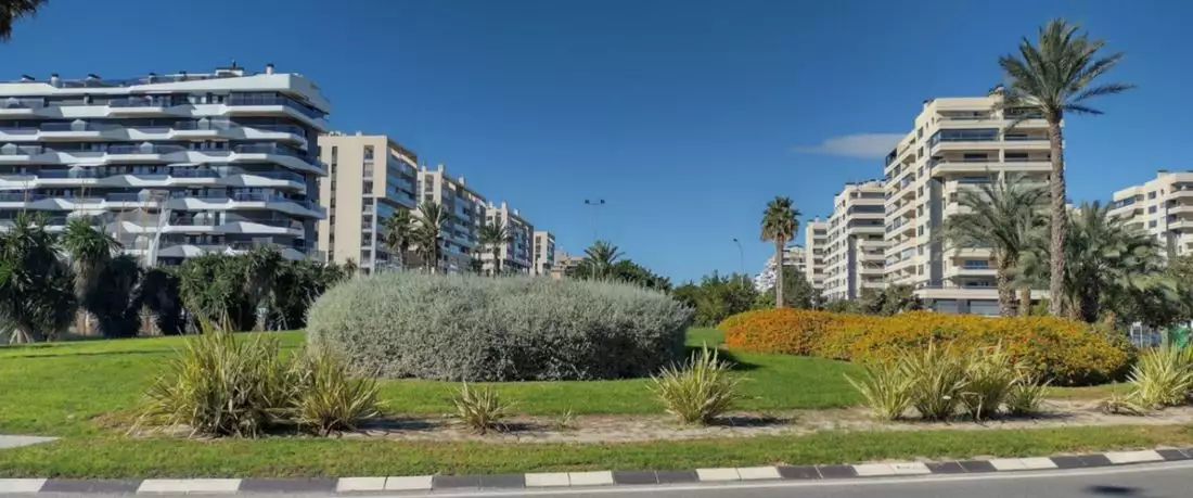 Flat 131m² in Spain, Alicante. Priced at 625000€ rent photo-2