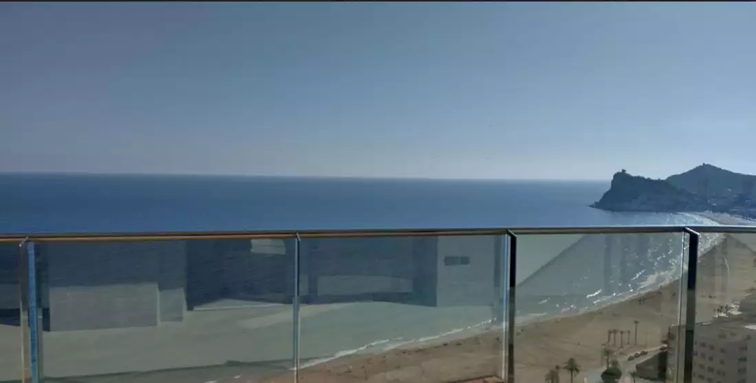 Flat 135m² in Spain, Benidorm. Priced at 759000€ rent photo-2