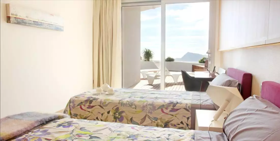Flat 243m² in Spain, Costa Blanca. Priced at 2100000€ rent photo-9