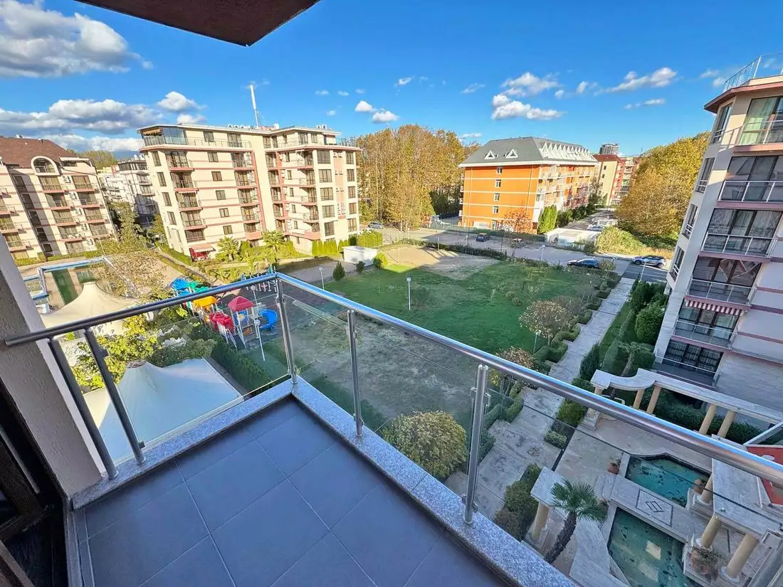 Flat 50m² in Bulgaria, Sunny Beach. Priced at 72500€ rent photo-1