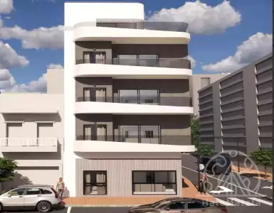 Buy in Spain for 376300€
