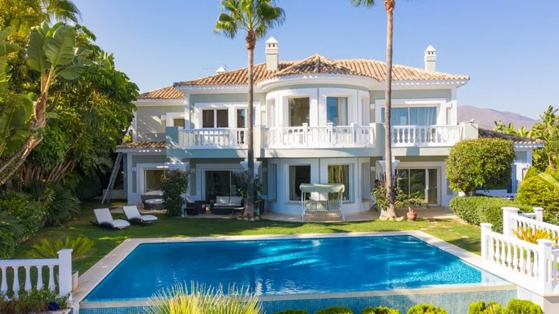 House 716m² in Portugal, Oeirash. Priced at 2565552£ rent photo-5