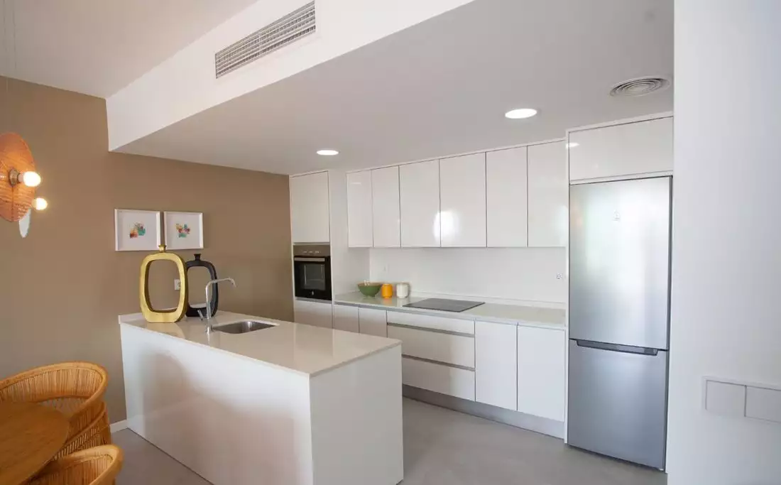 Flat 138m² in Spain, Benidorm. Priced at 340000€ rent photo-9