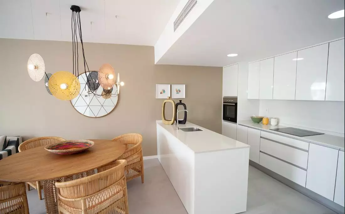 Flat 138m² in Spain, Benidorm. Priced at 340000€ rent photo-10