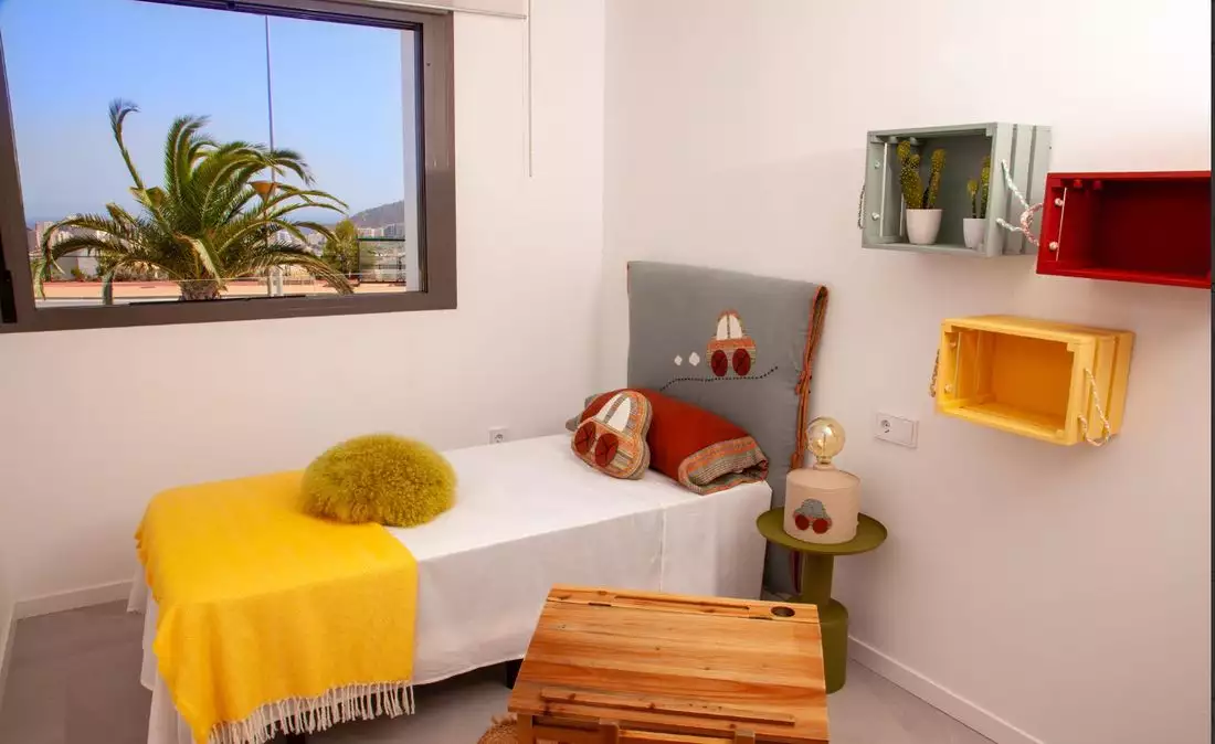 Flat 138m² in Spain, Benidorm. Priced at 340000€ rent photo-17