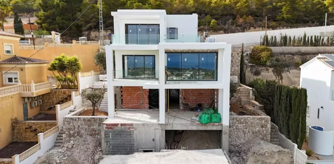 Villa 292m² in Spain, Alicante. Priced at 1825000€ rent photo-2