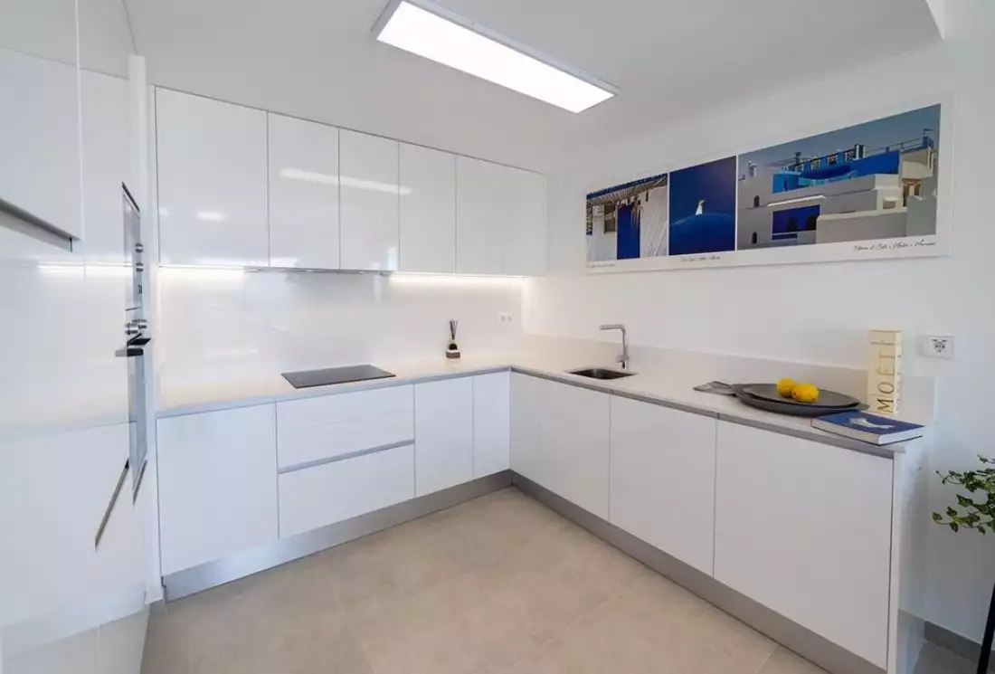 Flat 102m² in Spain, Alicante. Priced at 405000€ rent photo-8