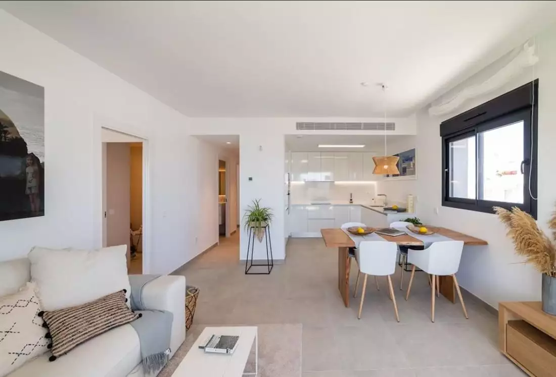 Flat 102m² in Spain, Alicante. Priced at 405000€ rent photo-11