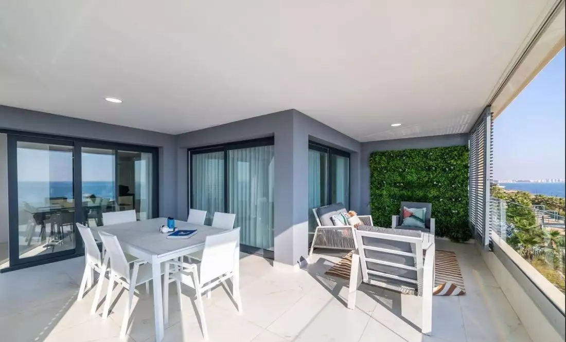 Flat 97m² in Spain, Costa Blanca. Priced at 640000€ rent photo-3