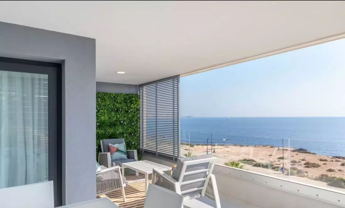 Flat 97m² in Spain, Costa Blanca. Priced at 640000€ rent photo-9
