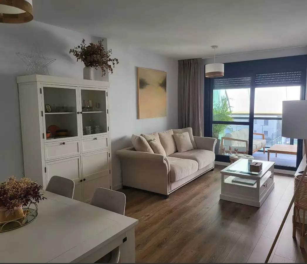 Flat 133m² in Spain, Alicante. Priced at 450000€ rent photo-9
