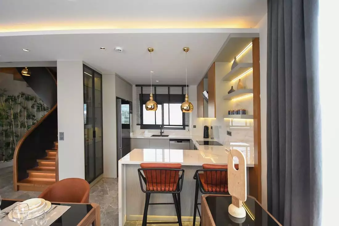Villa 180m² in Turkey, Kargicak. Priced at 800000€ rent photo-10