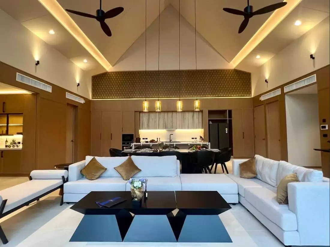 Villa 533m² in Thailand, Phuket. Priced at 1502700€ rent photo-8