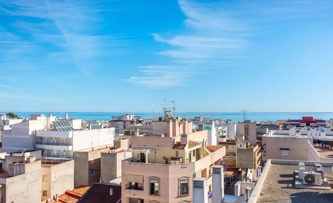Flat 102m² in Spain, Alicante. Priced at 289000€ rent photo-3