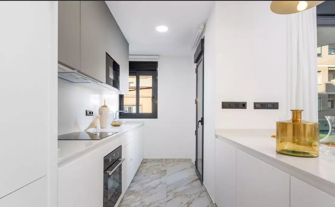 Flat 102m² in Spain, Alicante. Priced at 289000€ rent photo-11