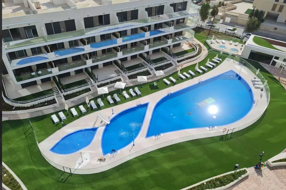 Flat 90m² in Spain, Alicante. Priced at 525000€ rent photo-4