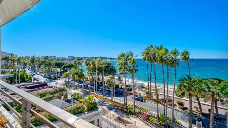 Flat 125m² in France, Cannes. Priced at 3478715£ rent photo-5