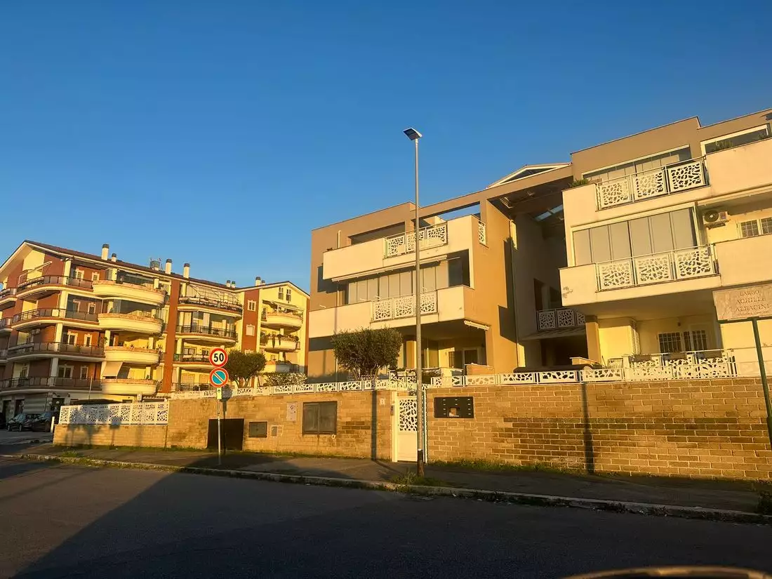Flat 100m² in Italy, Rome. Priced at 480000€ rent photo-1