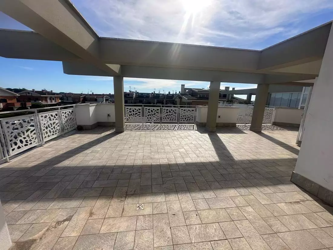 Flat 100m² in Italy, Rome. Priced at 480000€ rent photo-12