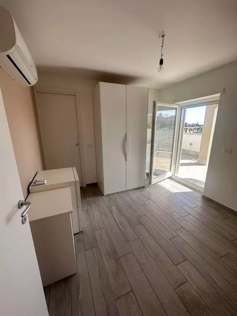 Flat 100m² in Italy, Rome. Priced at 480000€ rent photo-32
