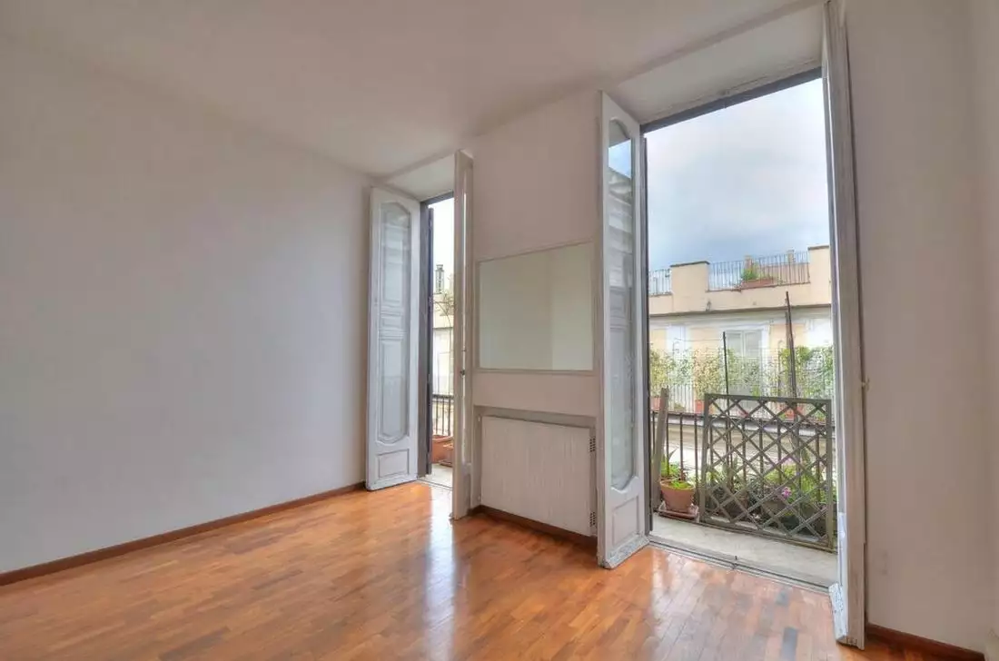 Flat 530m² in Italy, Rome. Priced at 4000000€ rent photo-8