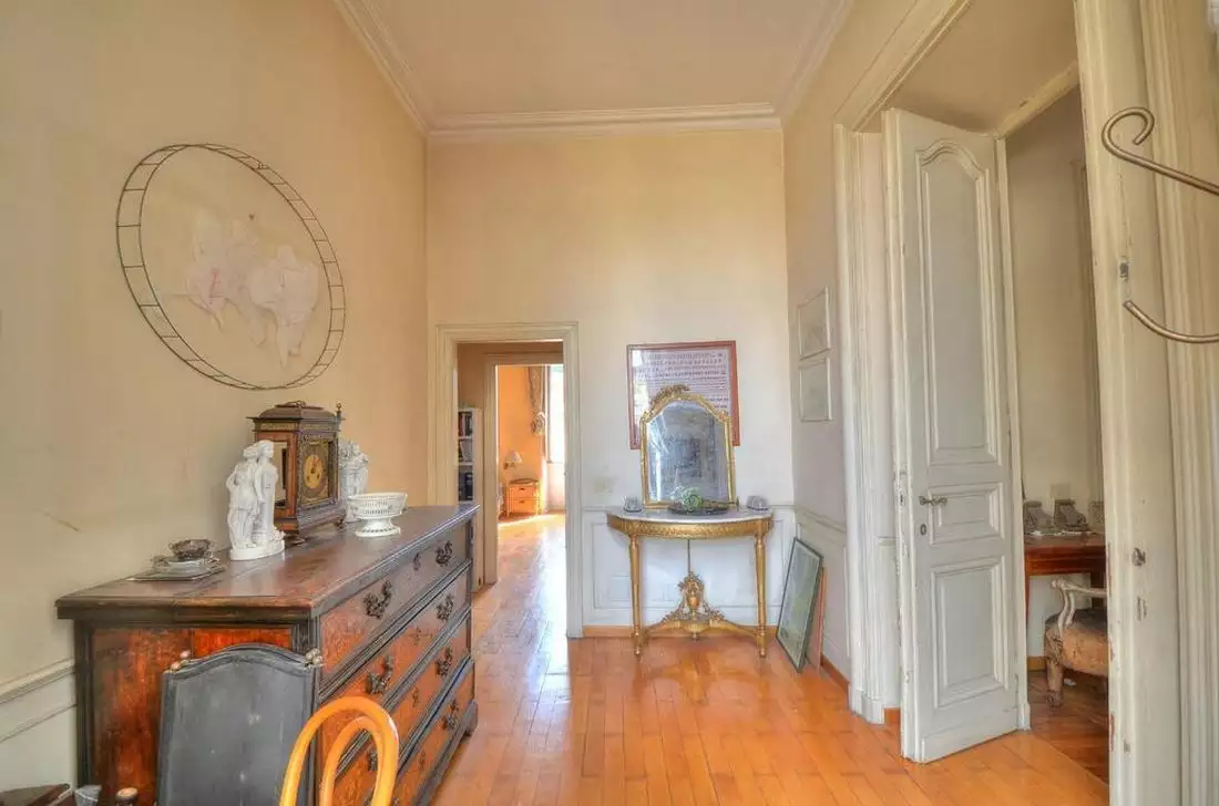 Flat 530m² in Italy, Rome. Priced at 4000000€ rent photo-12