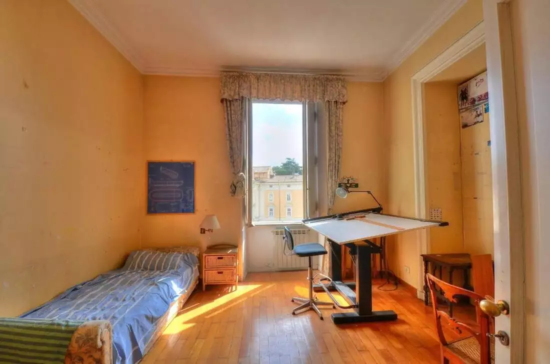 Flat 530m² in Italy, Rome. Priced at 4000000€ rent photo-13