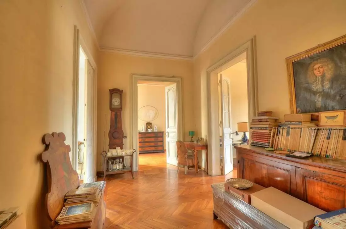 Flat 530m² in Italy, Rome. Priced at 4000000€ rent photo-17