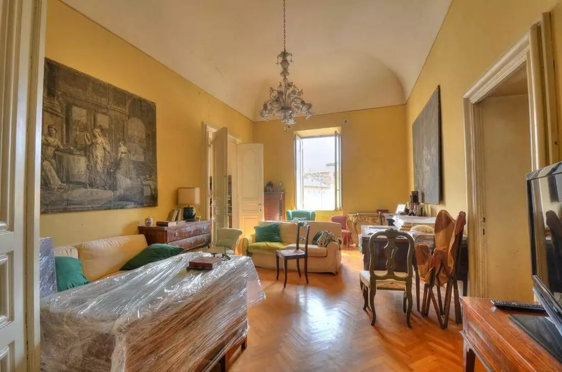 Flat 530m² in Italy, Rome. Priced at 4000000€ rent photo-20