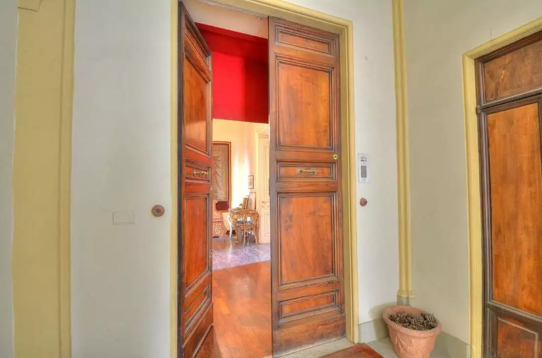 Flat 530m² in Italy, Rome. Priced at 4000000€ rent photo-22