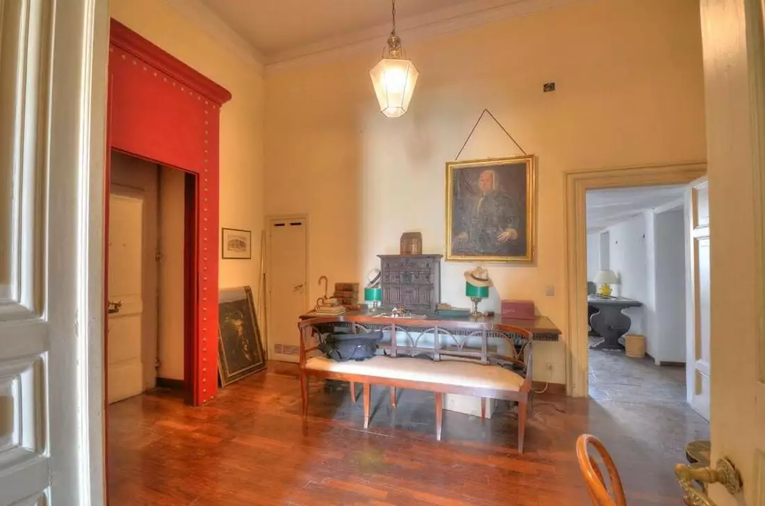 Flat 530m² in Italy, Rome. Priced at 4000000€ rent photo-23
