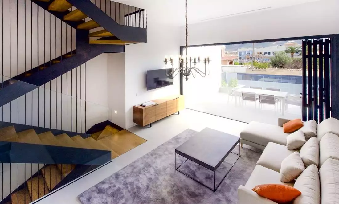 Townhouse 450m² in Spain, Benidorm. Priced at 665000€ rent photo-9