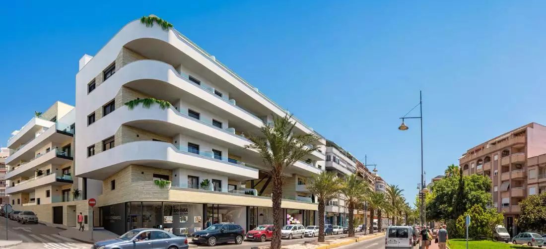 Flat 114m² in Spain, Torrevieja. Priced at 265000€ rent photo-2