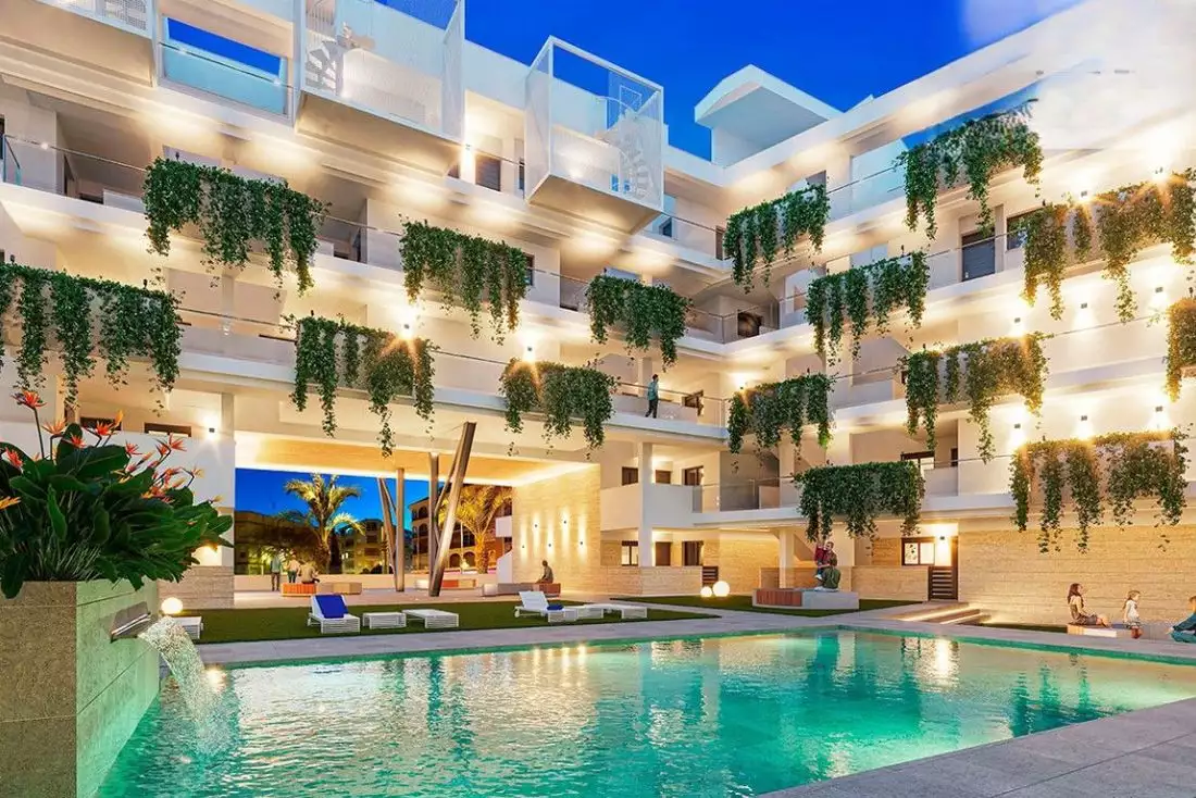 Flat 114m² in Spain, Torrevieja. Priced at 265000€ rent photo-3