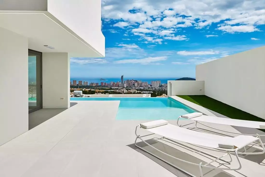 Villa 260m² in Spain, Alicante. Priced at 1400000€ rent photo-3
