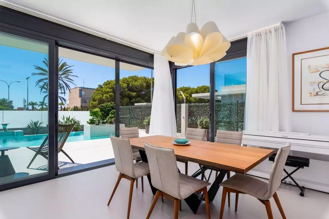 Villa 229m² in Spain, Alicante. Priced at 1600000€ rent photo-14