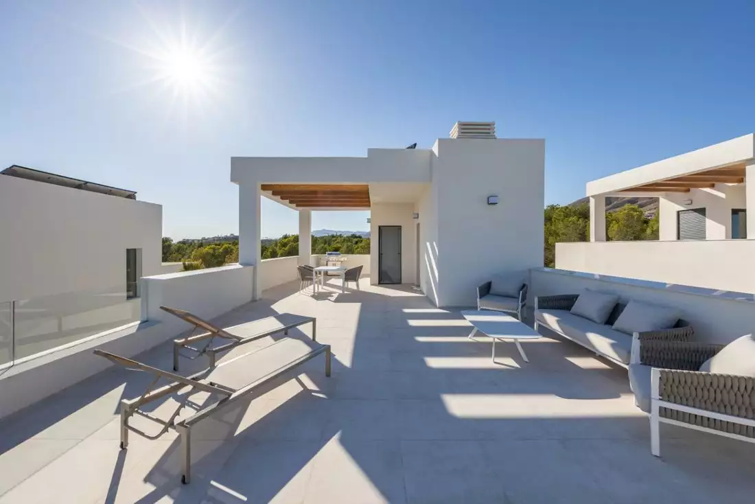 Villa 122m² in Spain, Alicante. Priced at 540000€ rent photo-8