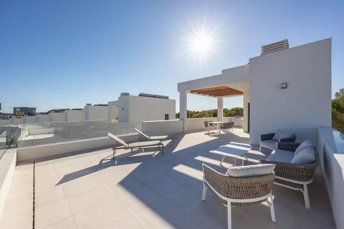 Villa 122m² in Spain, Alicante. Priced at 540000€ rent photo-13