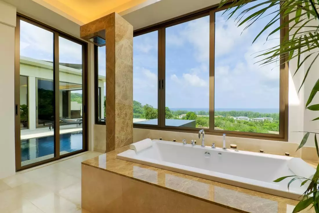 Villa 330m² in Thailand, Phuket. Priced at 796000€ rent photo-4