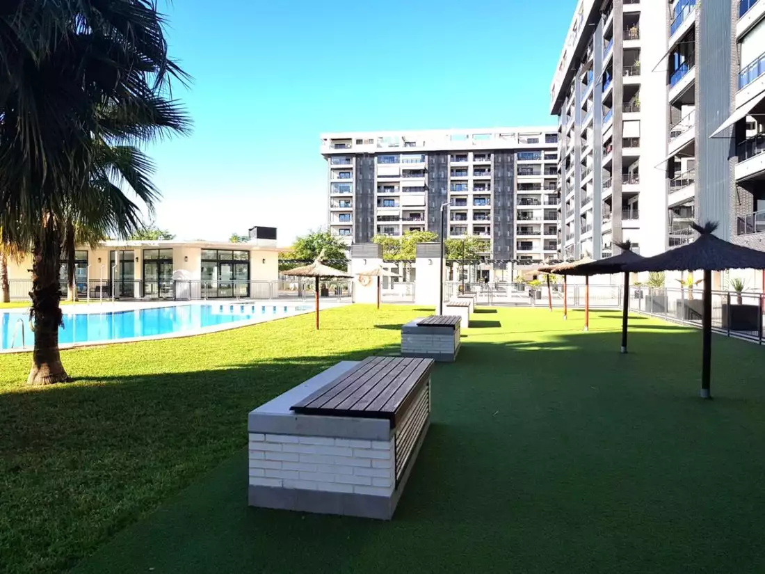Flat 120m² in Spain, Alicante. Priced at 598000€ rent photo-2