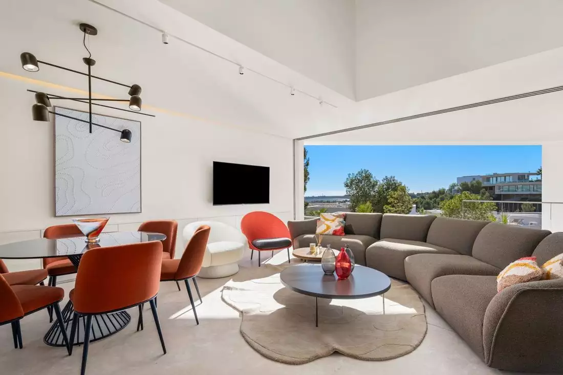 Villa 332m² in Spain, Alicante. Priced at 2365000€ rent photo-12