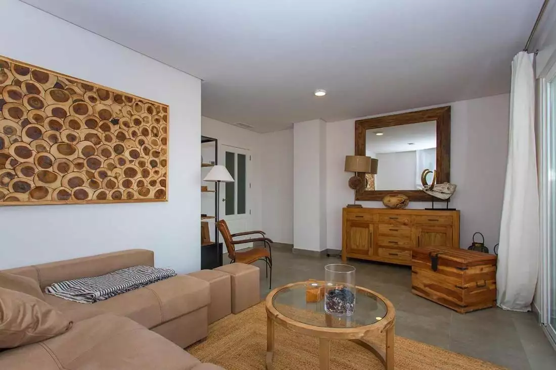 Flat 144m² in Spain, Alicante. Priced at 300000€ rent photo-8