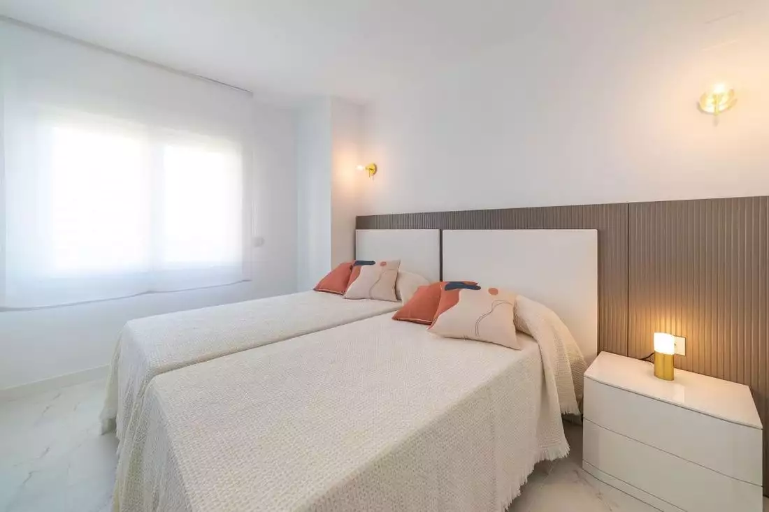 Flat 97m² in Spain, Alicante. Priced at 675000€ rent photo-11