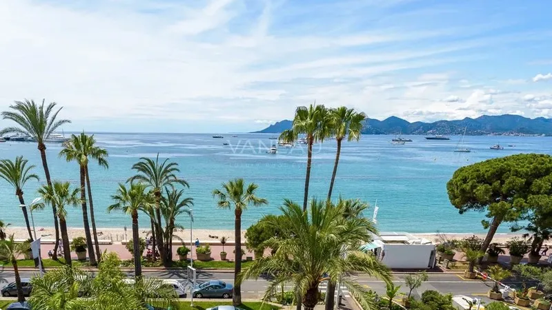 Flat 51m² in France, Cannes. Priced at 1826325£ rent photo-5